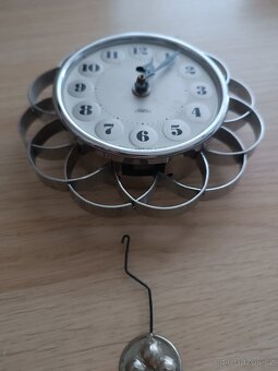 Nástěnné hodiny Prim - 5