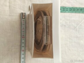 Plastová krabička na cokoliv 5,- - 5