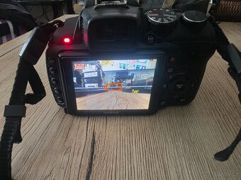 FUJI FILM HS 20 EXR - 5