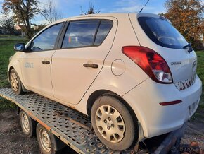 hyundai i20 1.2 62,5kw rv2013 - 5