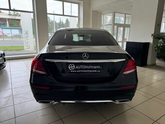 Mercedes-Benz Třídy E, E220d 4MATIC,AMG,HEAD-UP,koupeno v ČR - 5