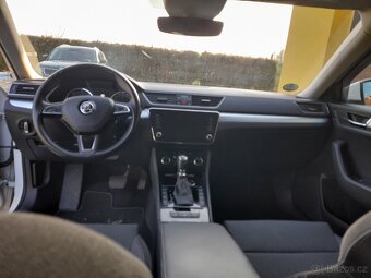 ŠKODA SUPERB III KOMBI 2,0 TDI,7-DSG,NAVI,2018 - 5