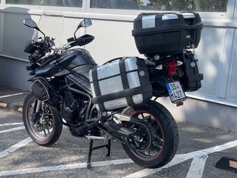 TRIUMPH TIGER 800 2012 - 5
