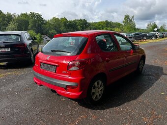 Peugeot 206+ 1,1i 44kW, r.v. 2009 - 5