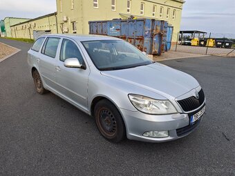 Octavia II 1.6 tdi 77 kw 2011 - 5