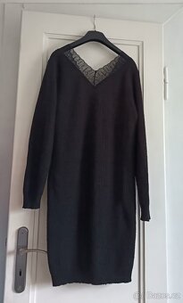 Pletené šaty s krajkou Vila - 5