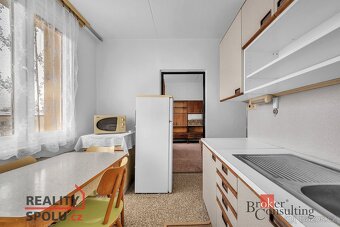 Převod dr. podílu, byty/2+1, 63 m2, Julia Fučíka 890, 50401  - 5