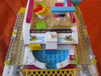 Lego Friends 41317 Katamarán Sunshine - 5