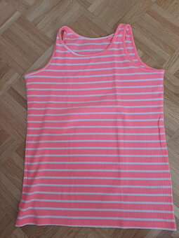 Krásné letní tričko vel. S - 5