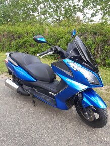 Kymco Downtovn 125i - 5