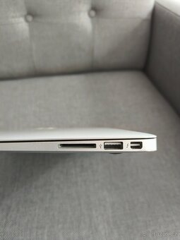 Macbook Air 13 " r. 2014 - 5