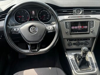 VW Passat B8 1.6TDi, r.2017, serviska, rozvody, spojka, STK - 5