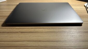 MacBook Pro (15 palcový, 2016) - 5