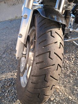 Suzuki vz 800 - 5