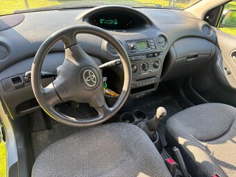 Toyota Yaris 1380 VVTI 2008 - 5