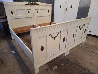 Krásná, stará sestava nábytku ložnice - 5