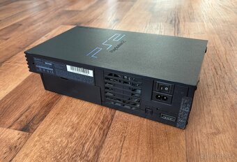 Sony Playstation 2 FAT (SCPH-50004) černá - 5
