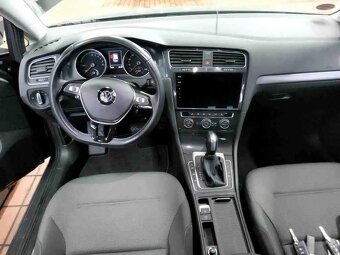 Volkswagen E-golf 100kw model 2021,baterie 36kwh,220km - 5