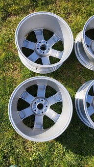 Prodám Alu kola Avus Audi 5x112 8jx18 - 5