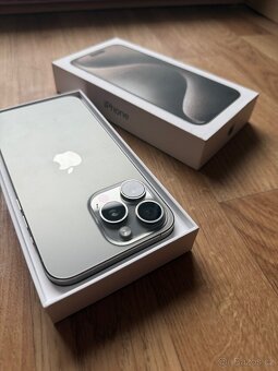 Apple iPhone 15 Pro Max 256GB Natural - 5