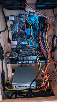 Toilet PC: Rtx 3050, i3-10100f, 16gb RAM - 5