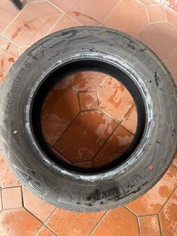 Continental 215/60 R17 - 5