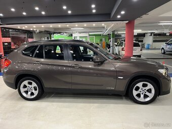 BMW X1 2.0 d X-Drive 4x4 PDC, POUZE 103t.km PERFEKTNÍ STAV - 5