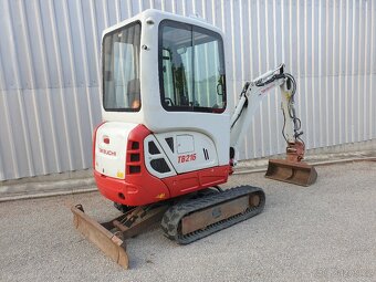 Bagr Takeuchi TB216 - 1900kg, hydraulická svahovka - 5