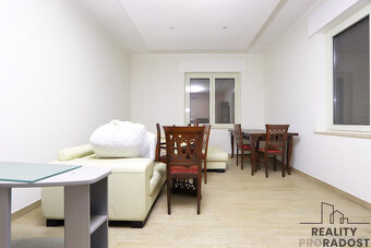 Prodej bytu 4+1, 145 m², Via Dante, Montesilvano, Itálie - 5