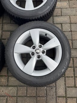 ORIGINÁL Alu Škoda CARME R15, 5x100 - ZÁNOVNÍ ZIMNÍ PNEU - 5