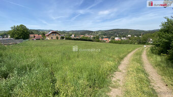 Prodej zasíťovaného stavebního pozemku 1100m2 Kamýk nad Vlta - 5