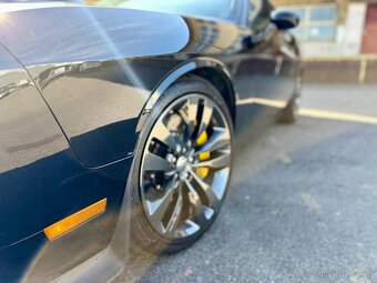 2013 Dodge Challenger SRT8 | MANUÁL | 74.000km | 392 HEMI - 5