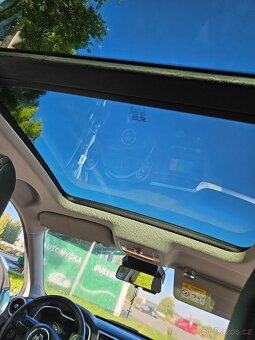 MG ZS ELEKTRICKE - 5