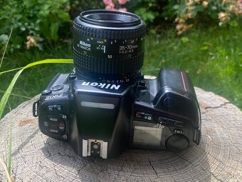 Nikon F90X + Nikon AF Nikkor 35–70mm f/3.3–4.5 - 5