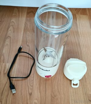 Stolní mixér nutribullet NBP 003 - 5