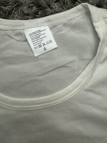 Nové tričko se sobem oversized - 5