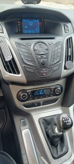 Ford Fokus Kombi Nafta - 5