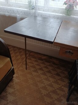 Šlapací šicí stroj Lada - 5