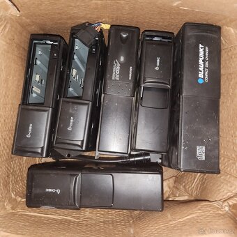 CD CHANGERY NAVIGACNI JEDNOTKY AUTORADIA - 5