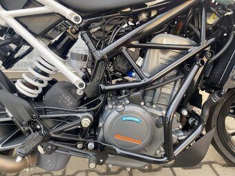 KTM 390 Duke - 5