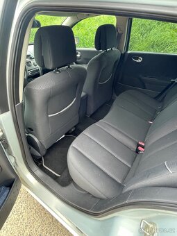 Renault Megane - 5