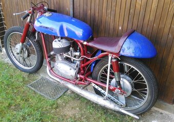Dobový závodní motocykl silniční stavba nd rychlostní motor - 5