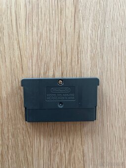 Collin McRae rally II game boy advance - 5