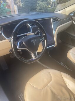 Tesla S 85. - 5