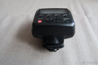 Blesk Viltrox JY610C pro Canon - 5