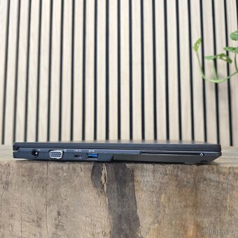 24) Fujitsu Lifebook U748 - i5-8350U / 16GB / 512GB / W11 - 5