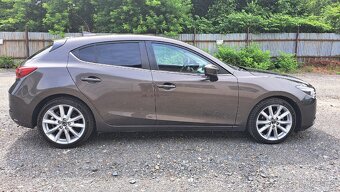 Mazda 3 Revolution 2017 - 5