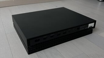 XBOX ONE X 1TB. - 5