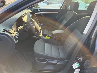 Škoda Octavia 2,0tdi kombi - 5