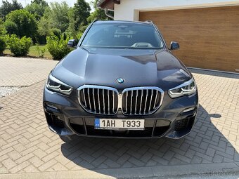 BMW X5 30d xDrive Mpaket HUD VZDUCH KAMERA TAŽNÉ - 5